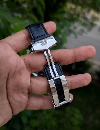 TH Calibre 5 Leather Strap Watch