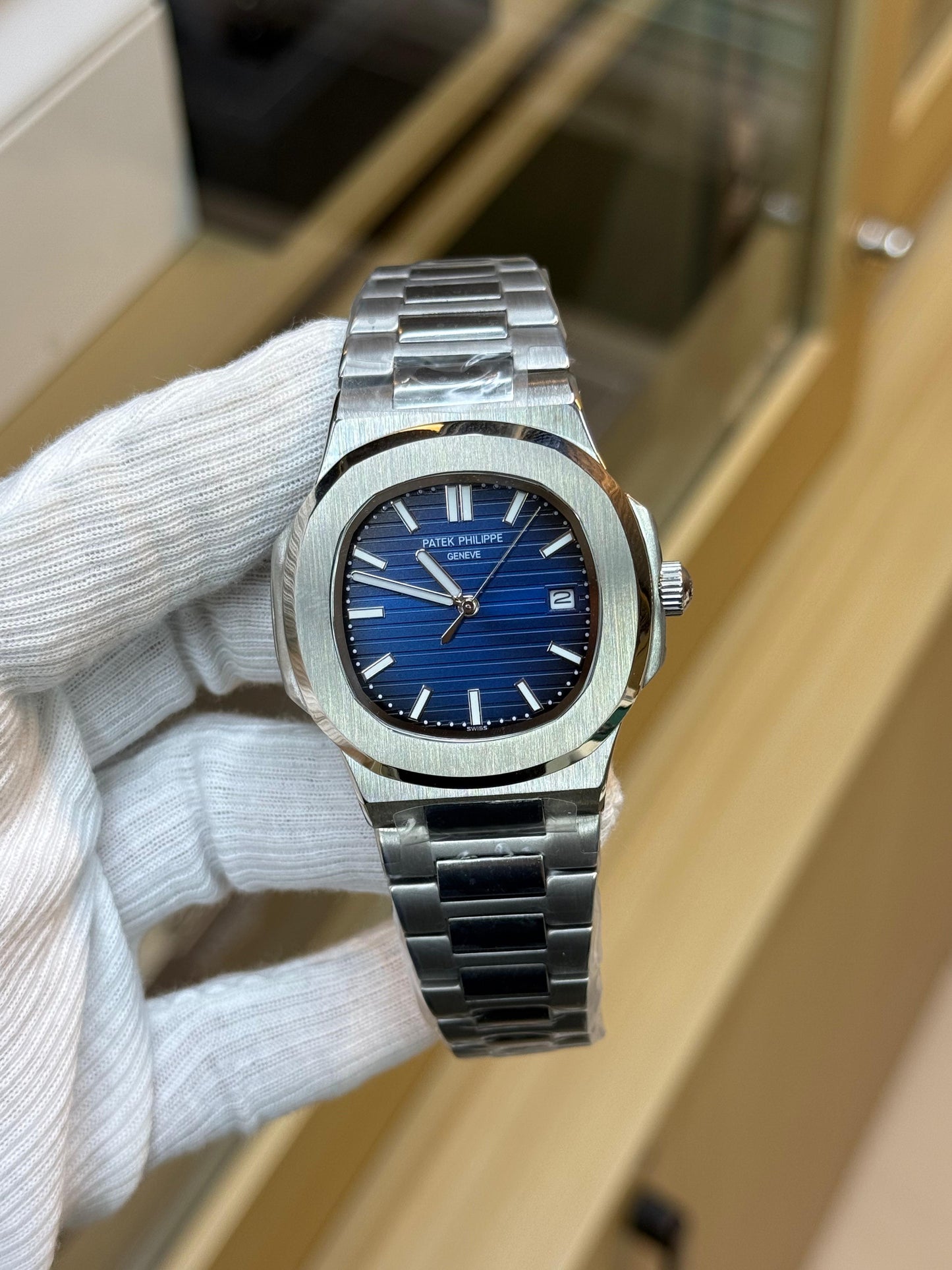 Nautilus | PP Date Working Watch